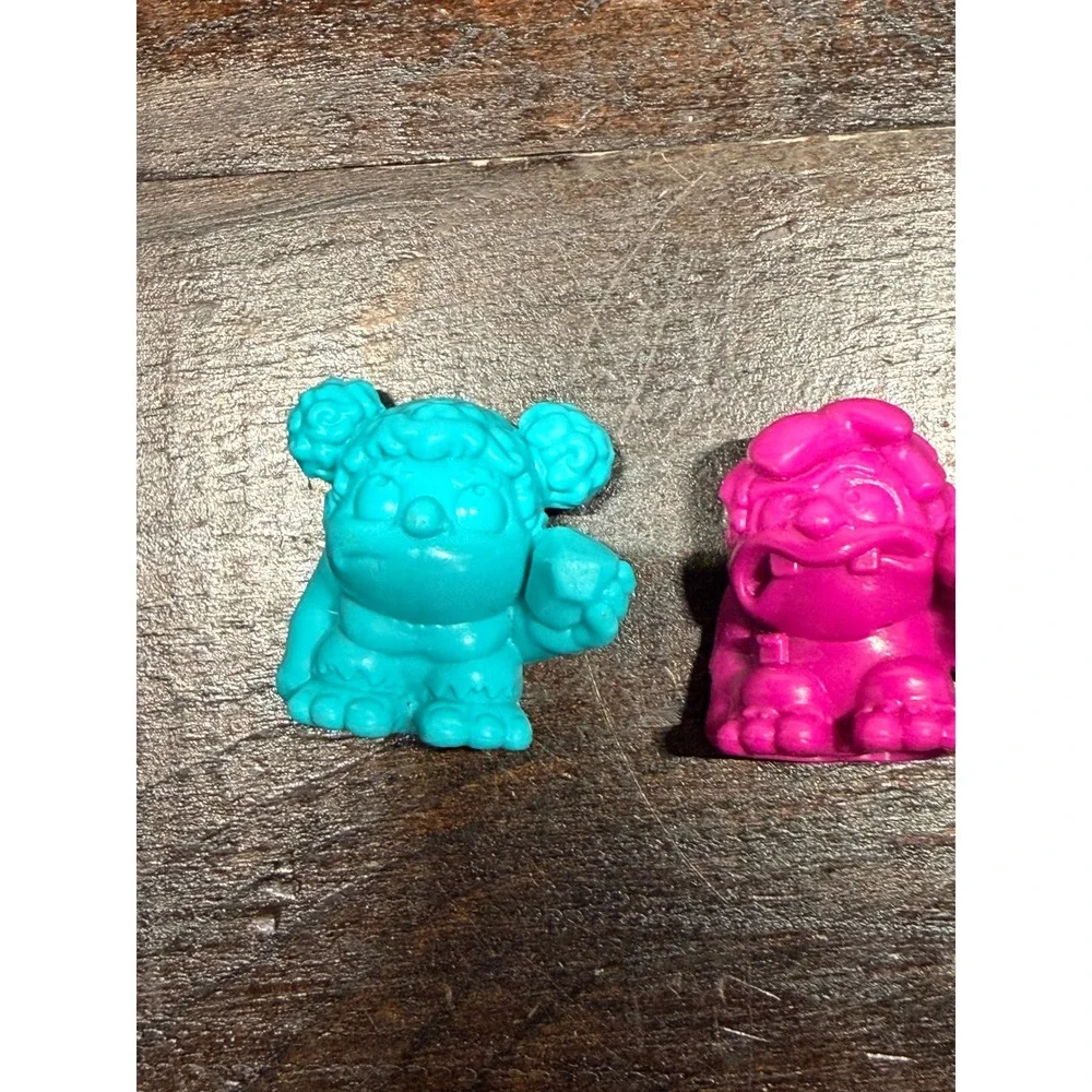 Snack-O-Saurus Figures Lot of 3 Teal Magenta Blue 90s‎ Retro Toys
